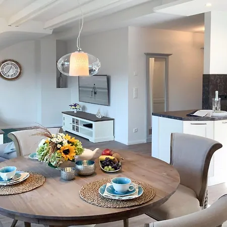 Sterntaucher 05 شقة *